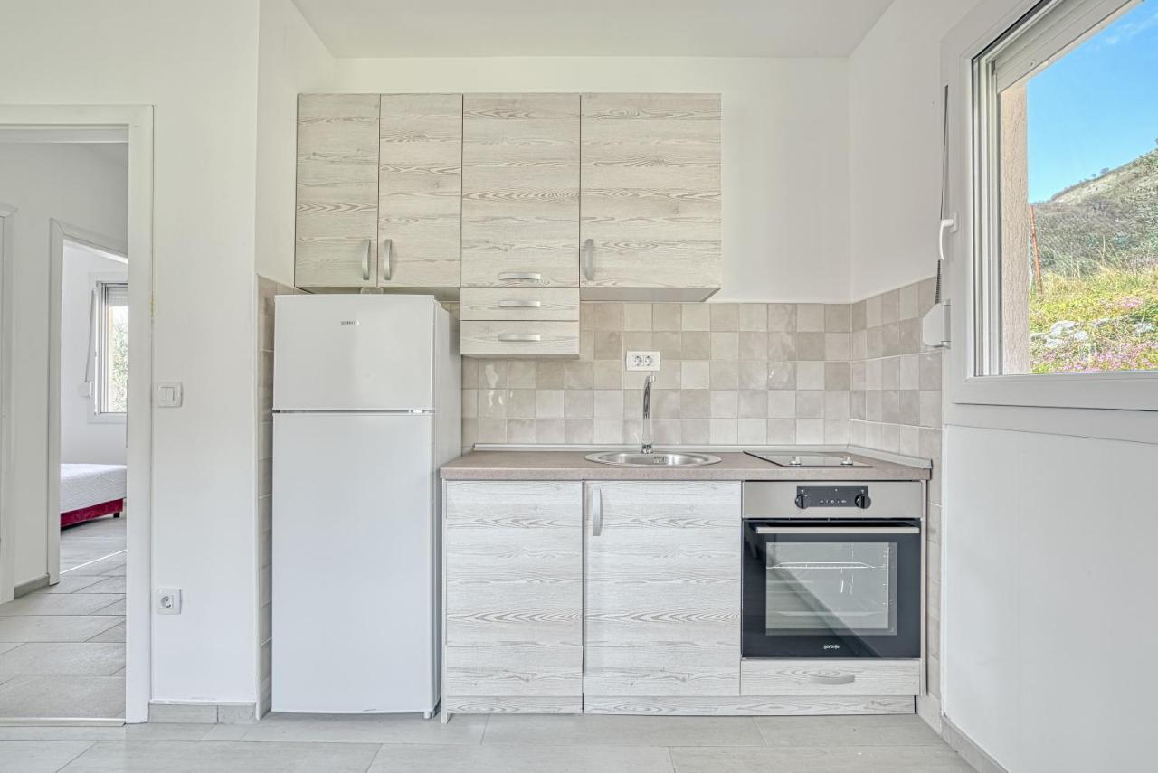 Two Bedroom House With Sea View Maj Buljarica Buitenkant foto