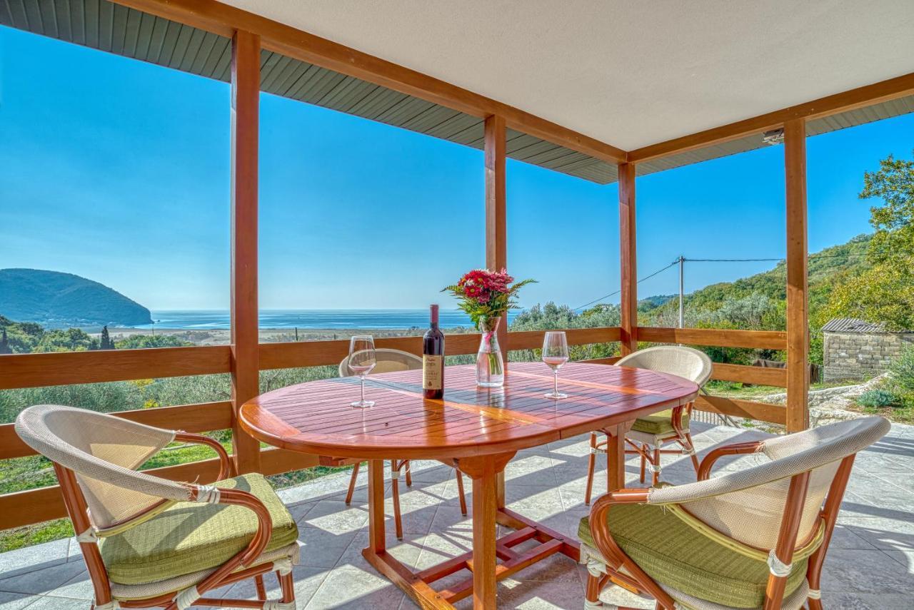 Two Bedroom House With Sea View Maj Buljarica Buitenkant foto