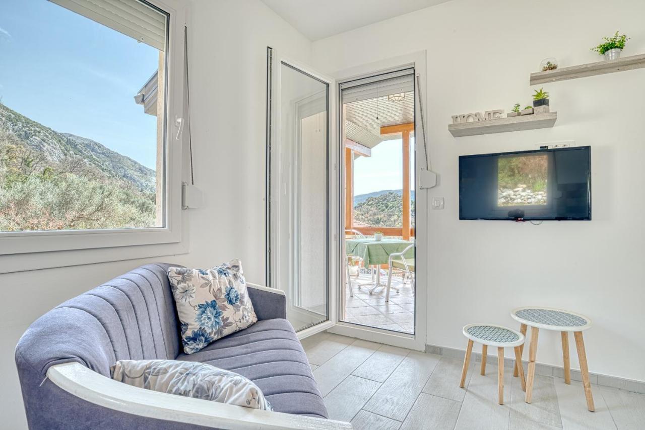 Two Bedroom House With Sea View Maj Buljarica Buitenkant foto