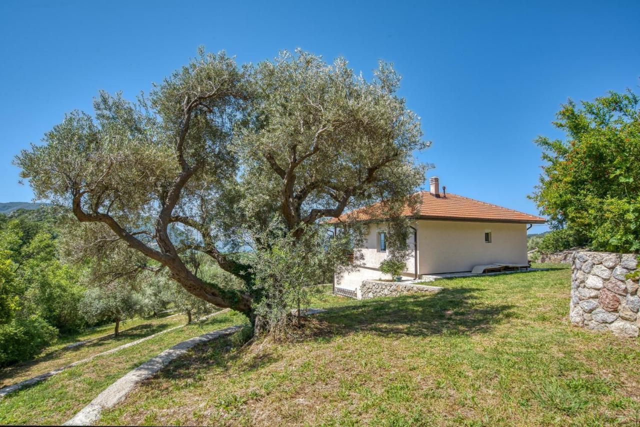 Two Bedroom House With Sea View Maj Buljarica Buitenkant foto